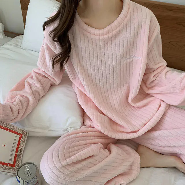 Women's Striped Coral Fleece Pajamas Set for Fall/Winter