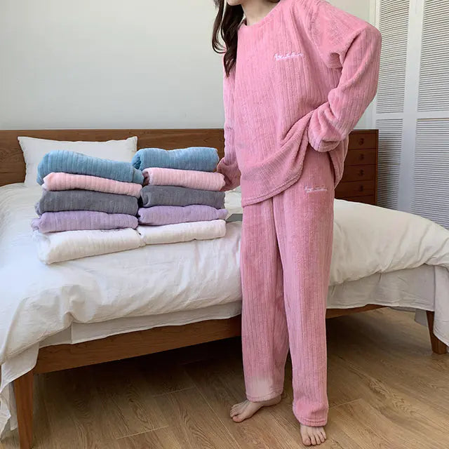 Women's Striped Coral Fleece Pajamas Set for Fall/Winter